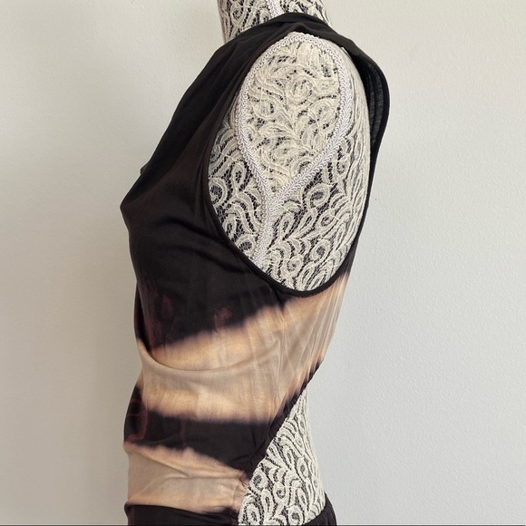 Multicolored striped summer dress with exposed lower back - Picture 4 of 5